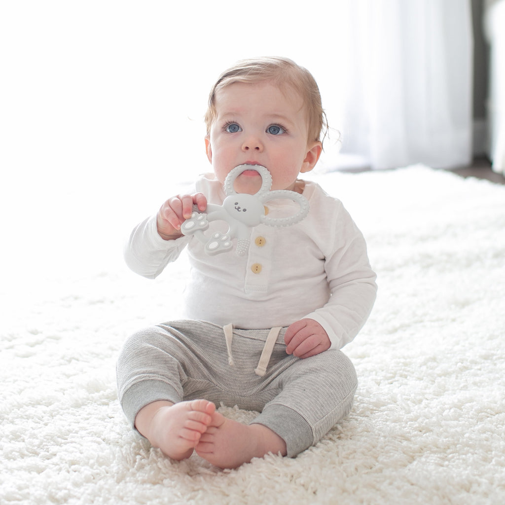 Dr. Brown's Flexees Teether, Gray Bunny, Soft 100% Silicone, Baby Teether, BPA Free, 3m+, 1 Pack