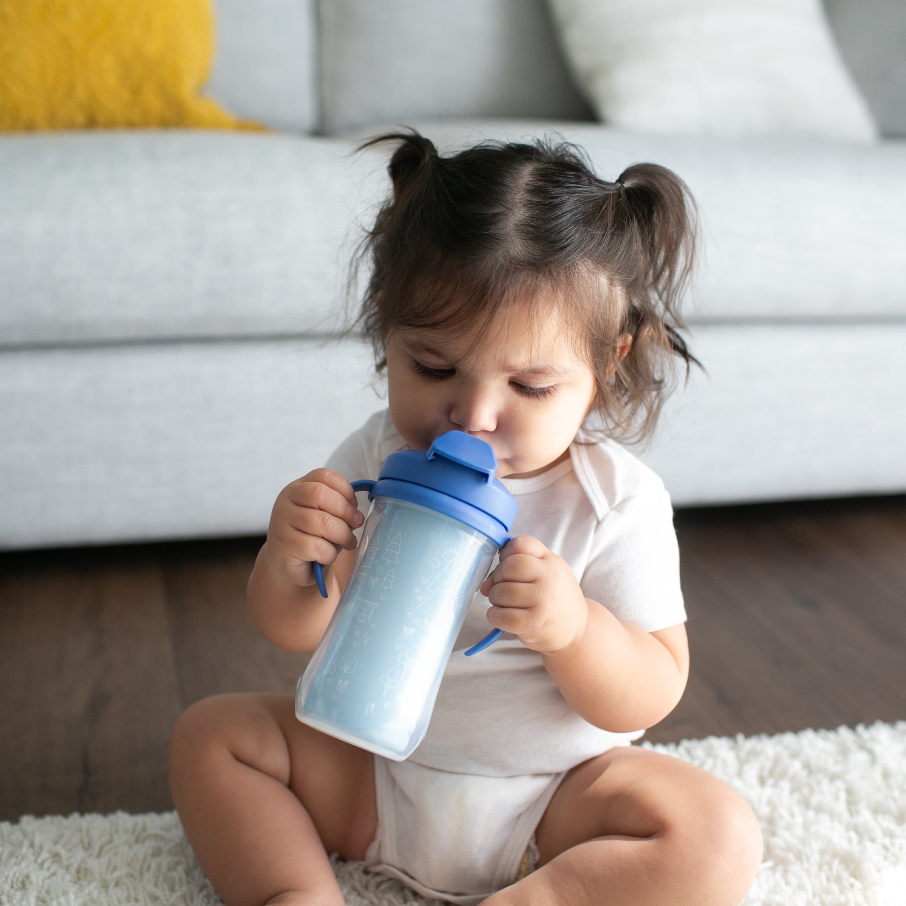 Dr. Brown's Milestones Insulated Sippy Cup with Straw &Handles, Green/Blue, 10oz/300ml, 12m+, 2 Pack