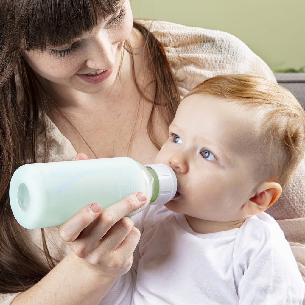 Dr. Brown's Anti-Colic Options+ Narrow Glass Baby Bottle, 8oz/250 ml, Slow Flow Nipple, BPA Free, 0m+, 2 Pack + Mint Silicone Sleeve